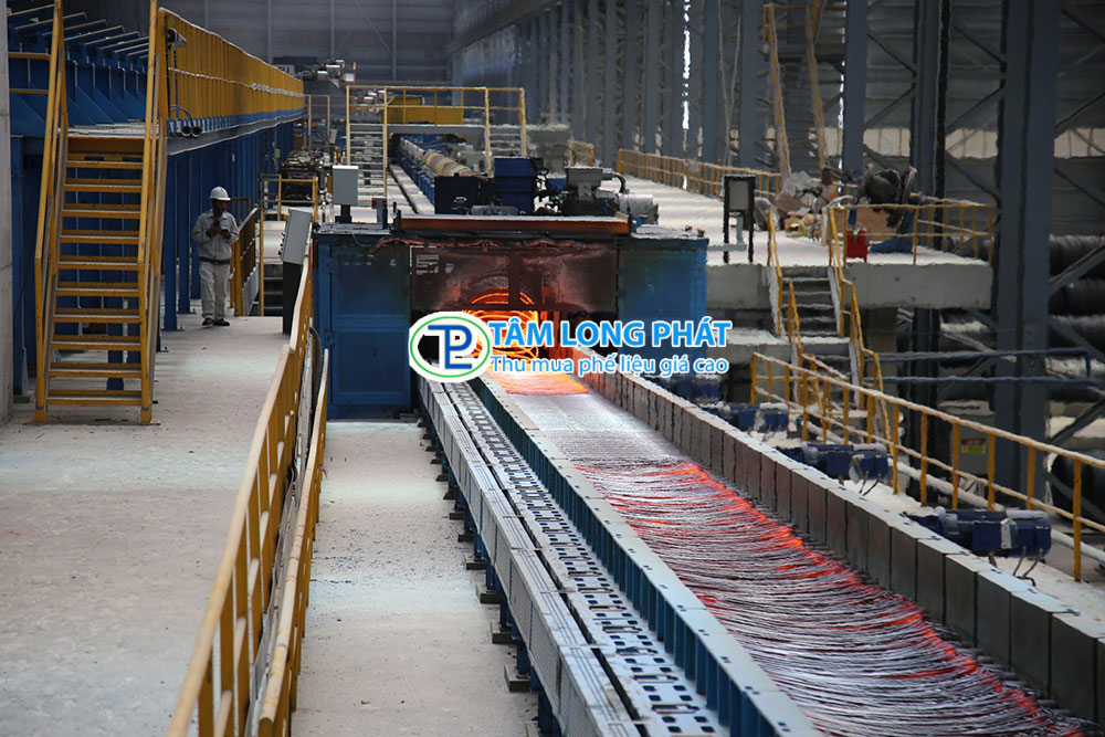 Cú lội ngược dòng: Ngành phế liệu ‘hốt bạc’ giữa bối cảnh kinh tế khó khăn!