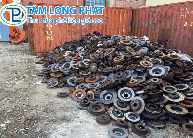 Gan Phế Liệu Bao Nhiêu Một Ký? Cập Nhật Giá Mới Nhất 2025