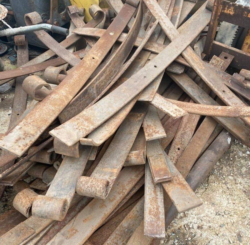 Thu mua nhíp xe, cầu xe, khung sườn xe xác xe tải oto phế liệu