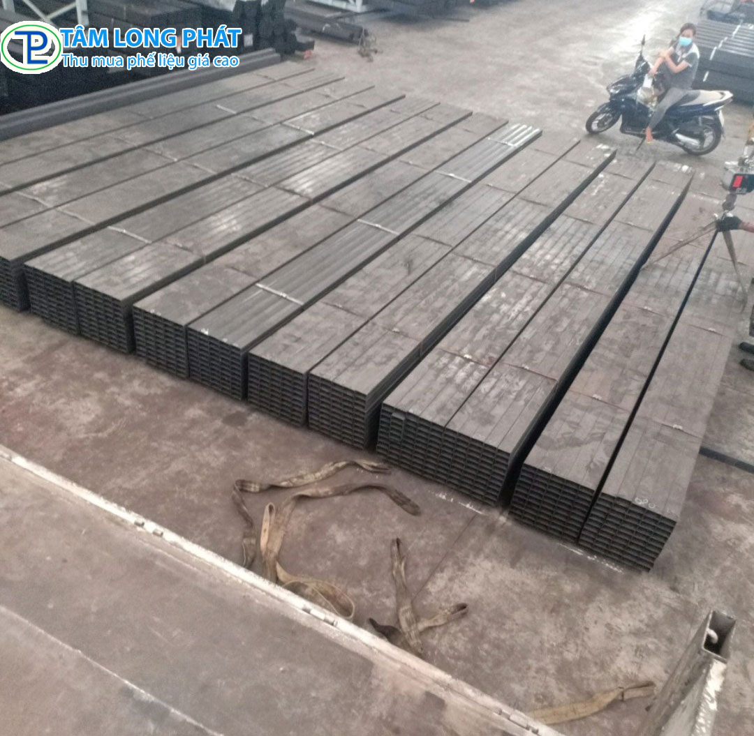 Thép Hộp Bao Nhiêu Tiền 1kg? Cập Nhật Giá Mới Nhất 2025