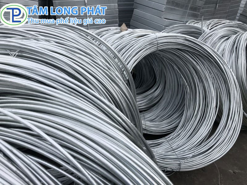 thep-cuon-bao-nhieu-1-kg