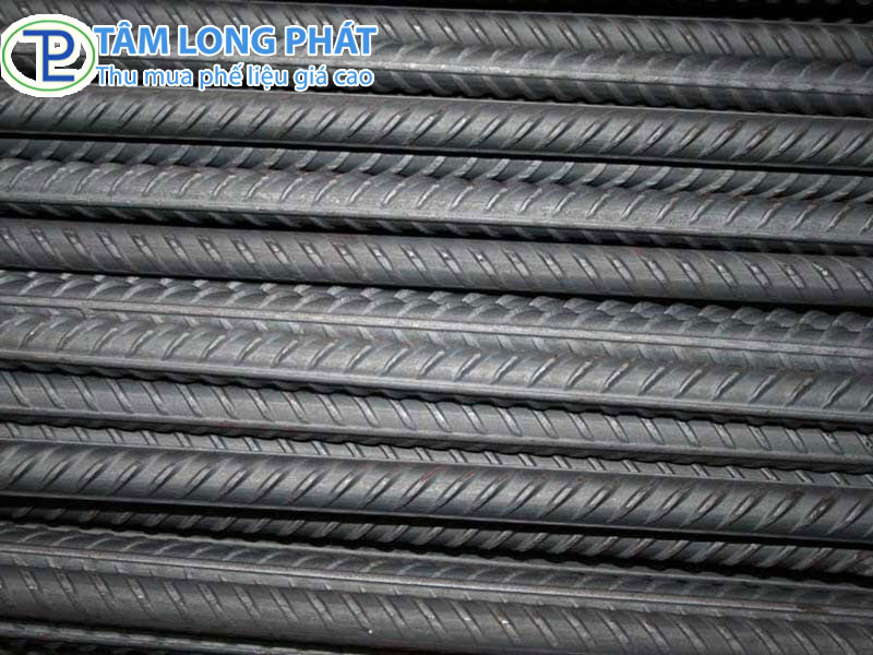 Thép Việt Úc bao nhiêu 1 kg ?