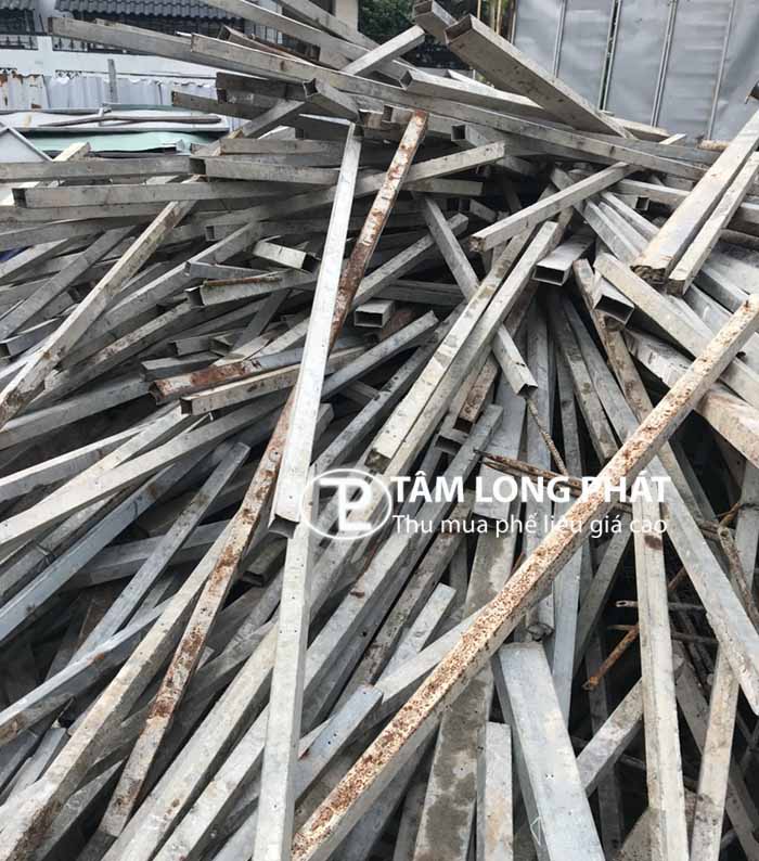 Thu mua sắt hộp mạ kẽm, đen phế liệu