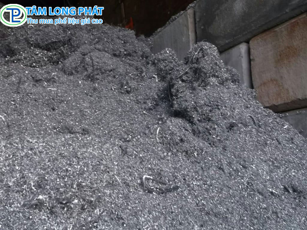 Nhôm Vụn Là Gì? Tìm Hiểu Chi Tiết Về Nhôm Vụn Và Tái Chế