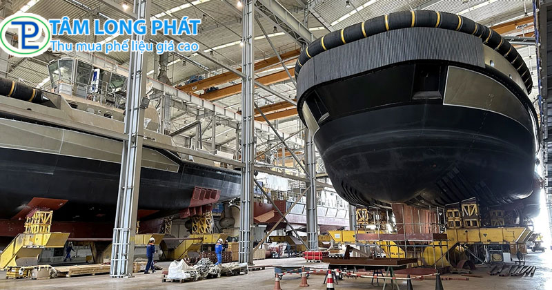 Ứng Dụng Của Thép Không Gỉ Trong Ngành Hàng Hải: Giải Pháp Bền Vững Cho Tàu Biển