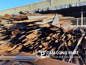 mua-sat-phe-lieu-cong-trinh