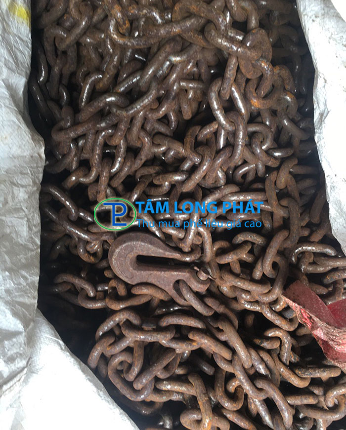 thu-mua-day-xich-day-can-cau-moc-cau