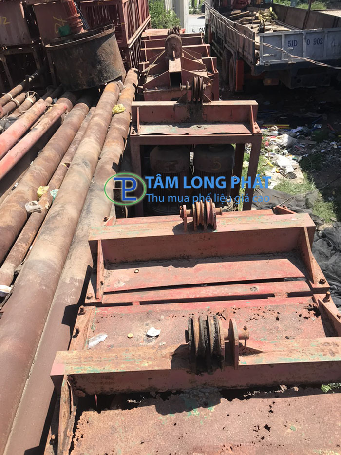 thu-mua-phe-lieu-can-cau-xang-cap-khung-cau