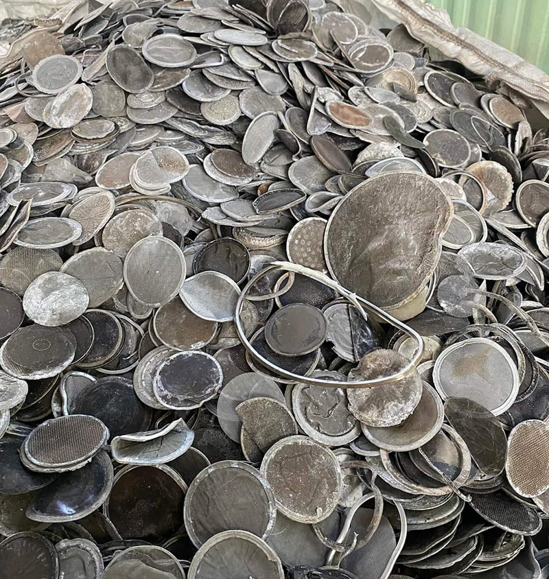 luoi-loc-inox-phe-lieu