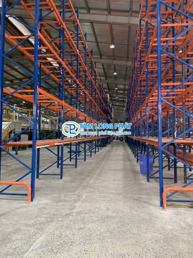 thi-cong-lap-rap-ke-sat-v-lo