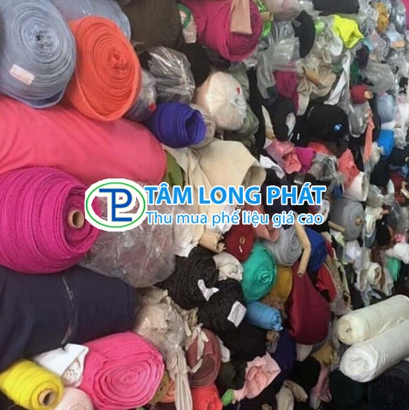 Thu Mua Vải Cây Giá Cao – Giải Pháp Thanh Lý Tận Gốc Cho Doanh Nghiệp