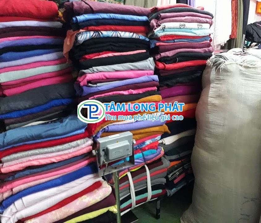 thu-mua-vai-khuc-so-luong-lon