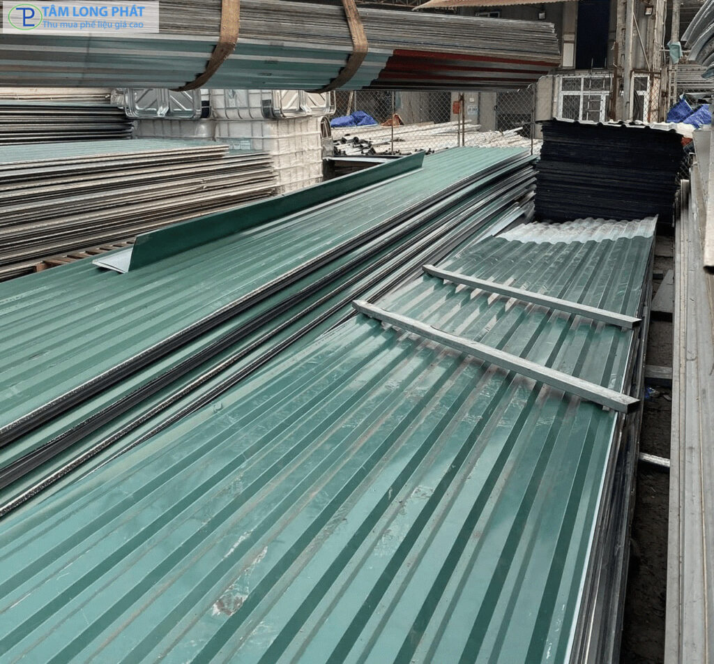 Mua bán thanh lý mái tôn nhà xưởng