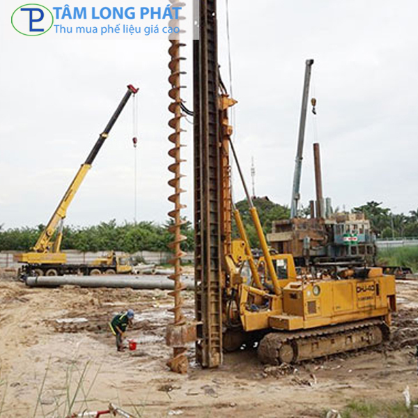 Mua bán thanh lý máy đóng cọc bê tông