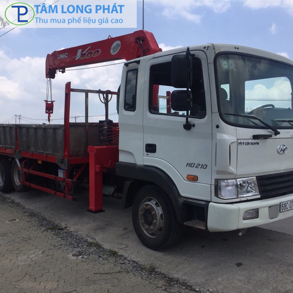 Mua bán thanh lý xe cần cẩu cũ