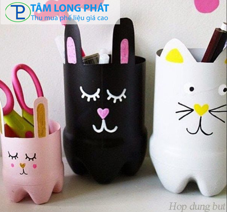 Tái chế chai nhựa thành hộp đựng bút hình con thỏ