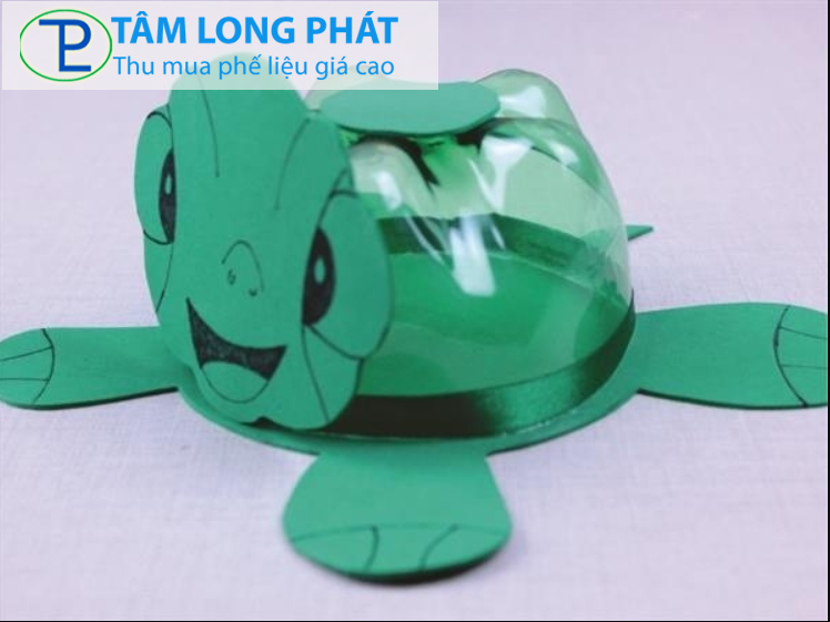 Tái chế chai nhựa thành những chú rùa đáng yêu