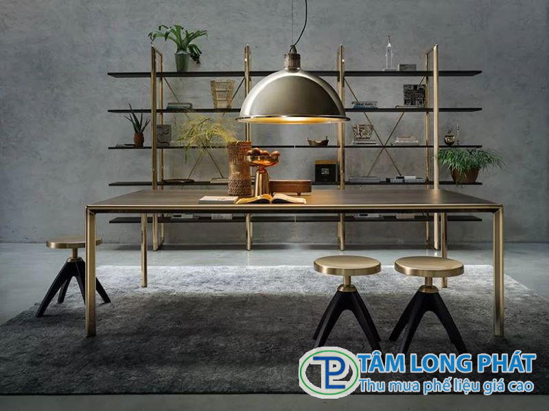 Trong thiết kế nội & ngoại thất