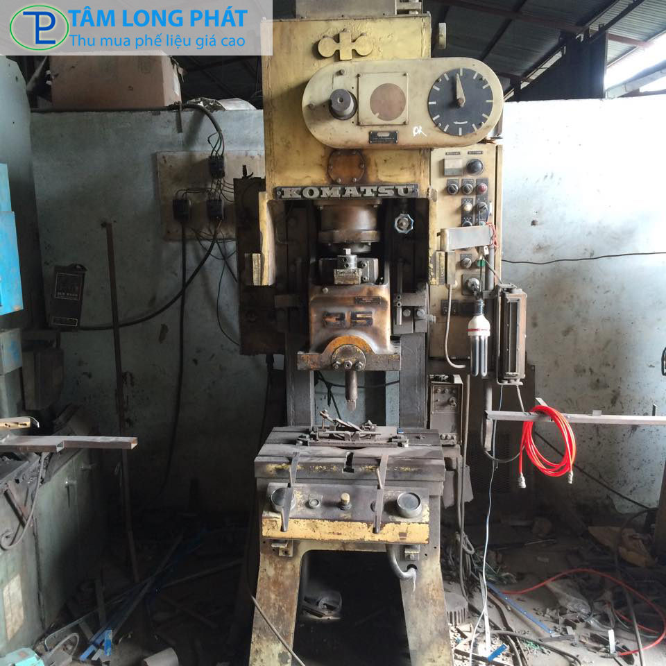 Hình ảnh 3: Thu mua máy dập cũ