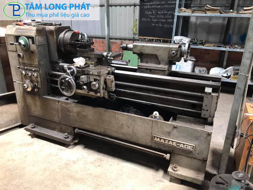 Hình ảnh 1: Thu mua máy tiện cũ