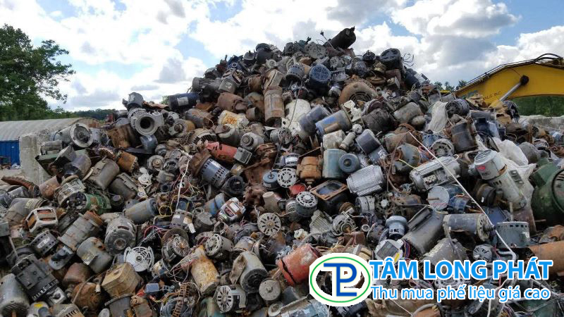 Nhiều yếu tố làm ảnh hưởng đến giá thu mua motor cũ