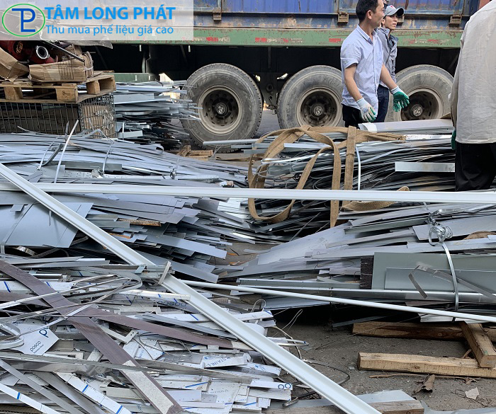 Trải lòng nghề thu mua phế liệu