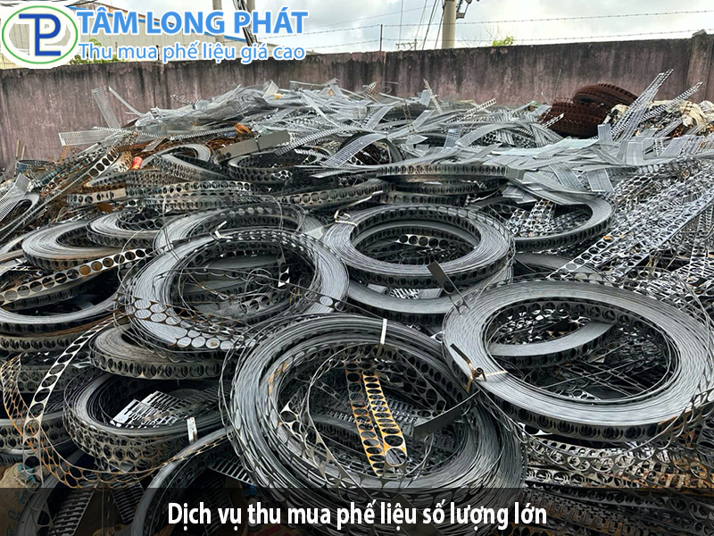 Dịch vụ thu mua phế liệu số lượng lớn