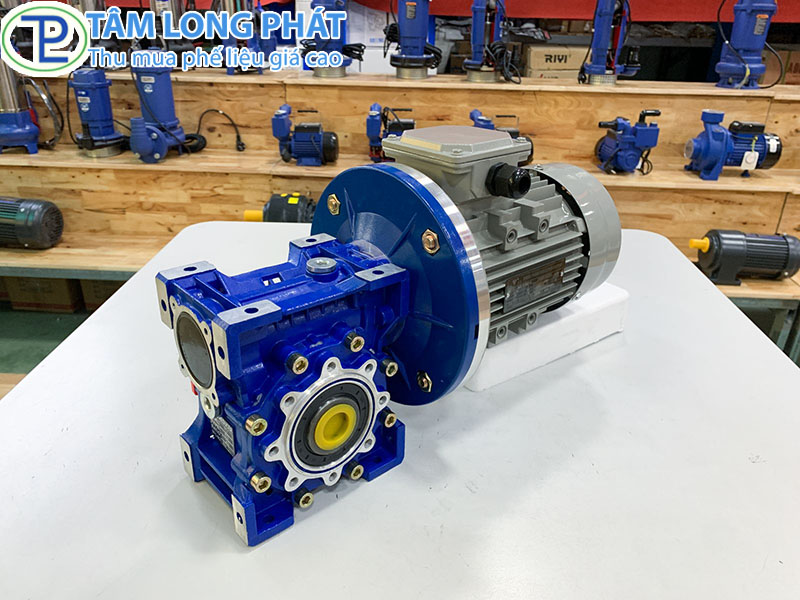 Hộp giảm tốc là gì? Vai trò, ứng dụng và nguyên lý hoạt động