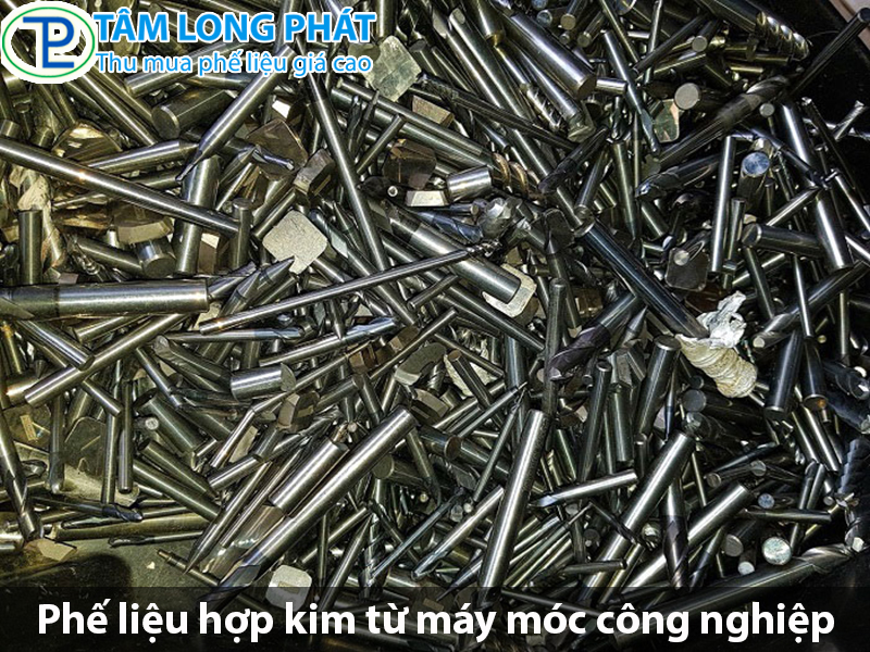 Phế liệu hợp kim từ máy móc công nghiệp