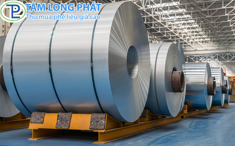 Báo giá thép không gỉ SUS 304 phụ thuộc vào những yếu tố nào?