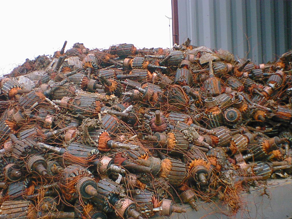 Chất lượng của phế liệu khi thu mua có ảnh hưởng trực tiếp đến lợi nhuận của doanh nghiệp như thế nào?